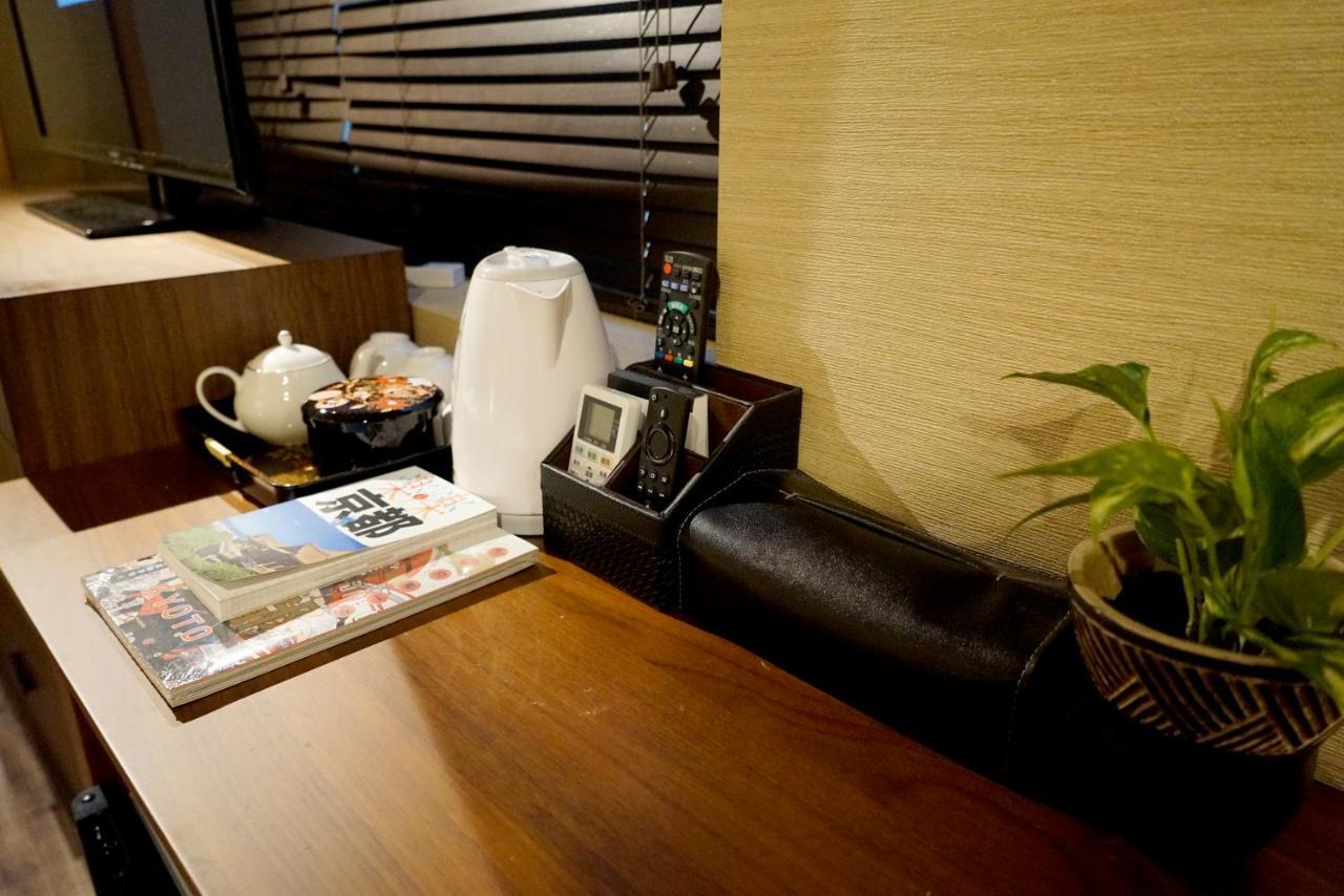 Hotel Traveling Bridge Nijojo Kyoto Ngoại thất bức ảnh
